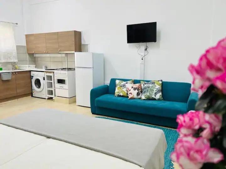 Cozy And Traditional - Ec Studios ลาร์นาคา ภายนอก รูปภาพ
